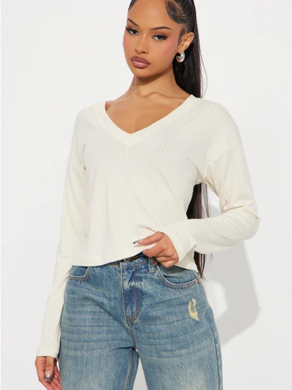 💲NWT White Cream V-Neck Long Sleeve Top